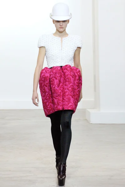 Look 28